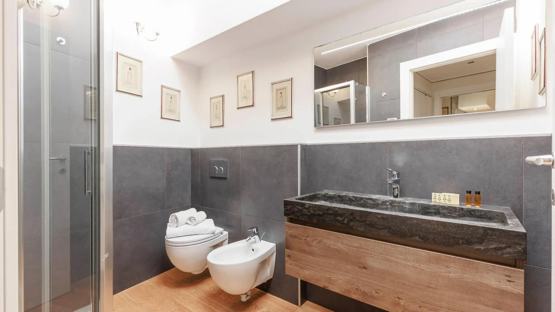 Pindemonte Deluxe Apartment Florens