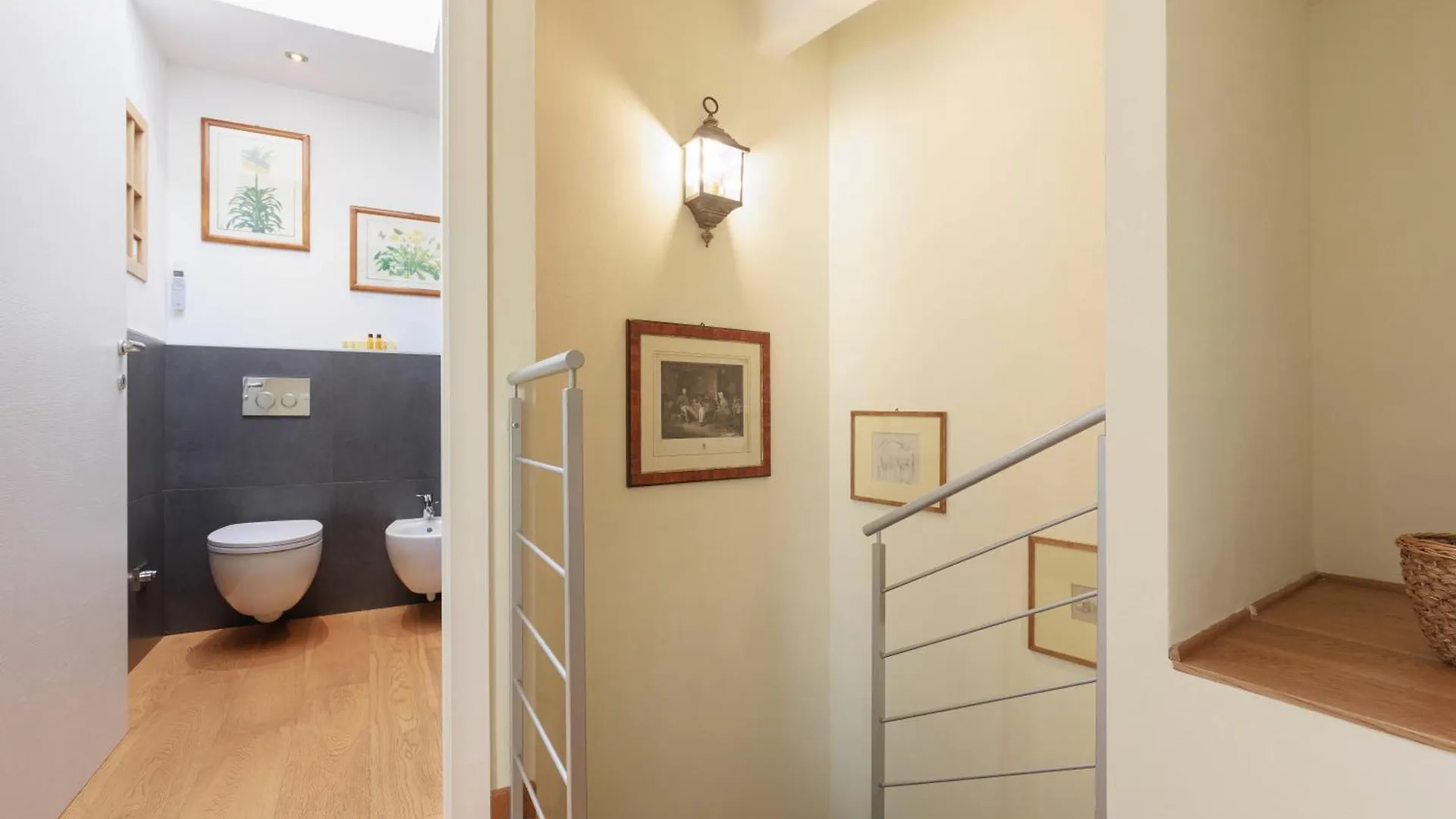 Pindemonte Deluxe Apartment Florens 0*,