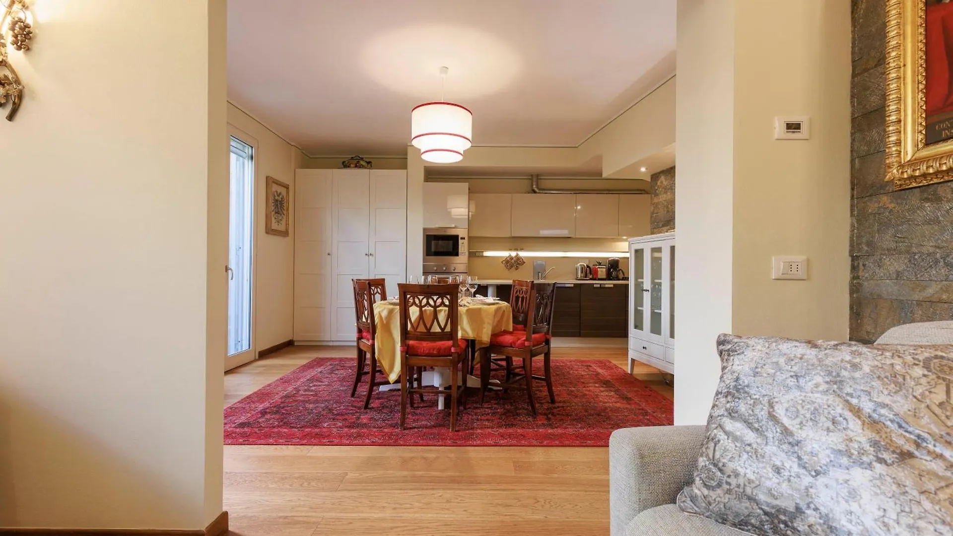 Pindemonte Deluxe Apartment Florens
